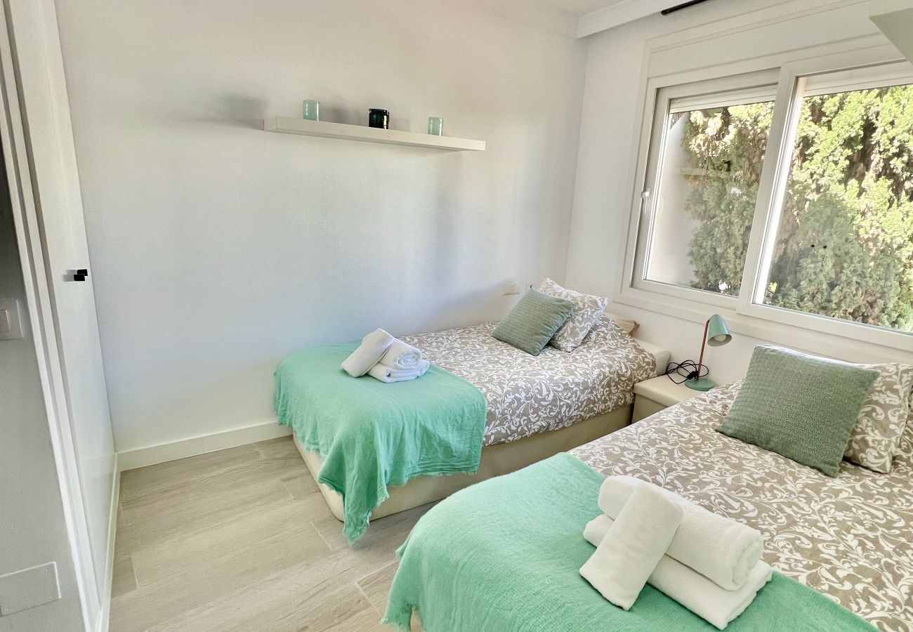 Townhouse in Estepona - 1 - House near the sea in Costalita