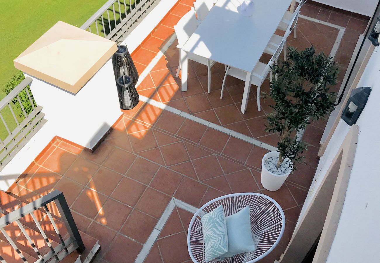 Apartment in Benahavís - (REF 21) Penthouse on Los Arqueros golf 