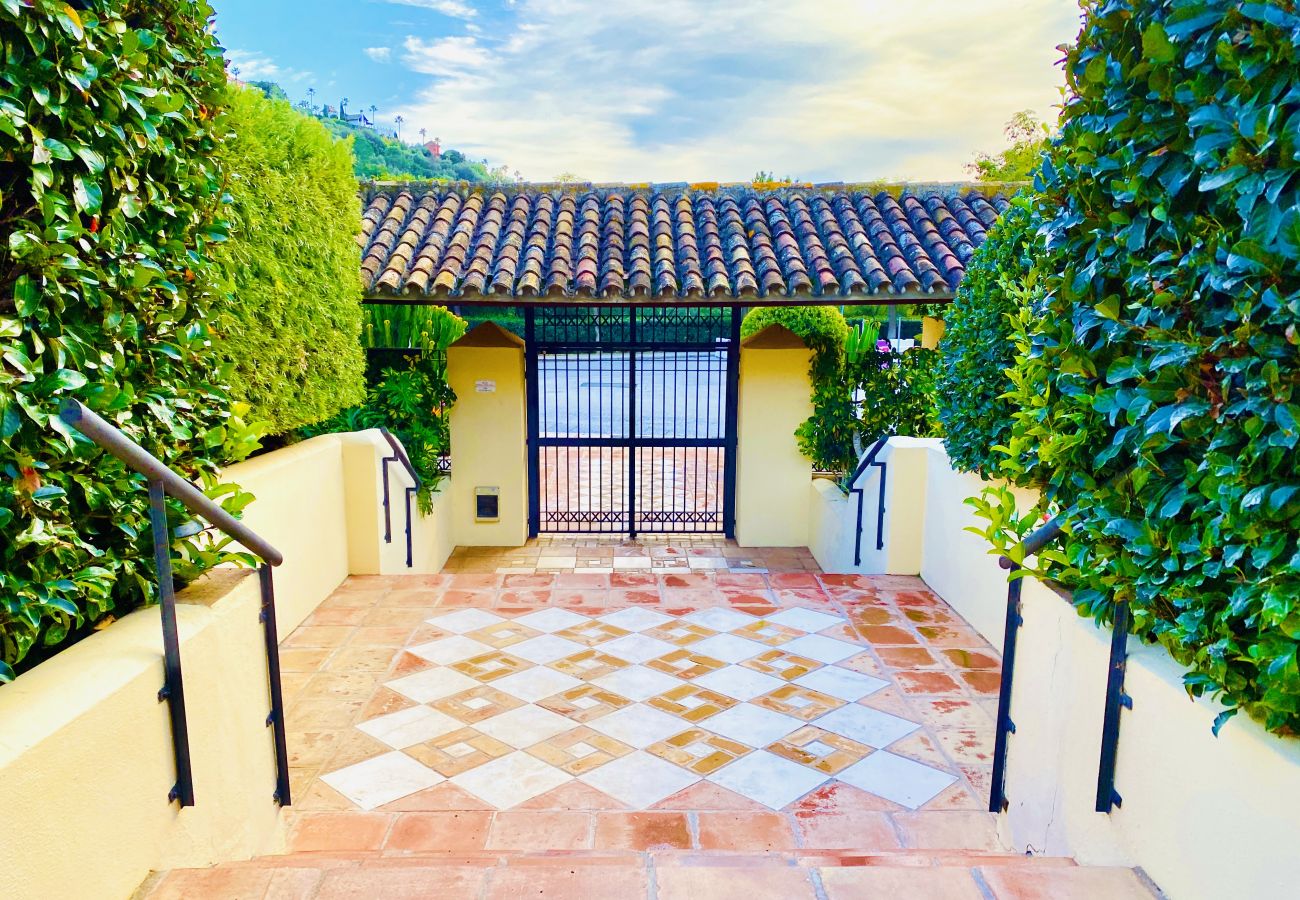 Apartment in Benahavís - 27 - Apt in las Jacarandas, Los Arqueros, Benahavis