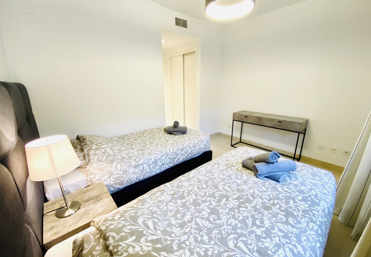 Apartment in Benahavís - 27 - Apt in las Jacarandas, Los Arqueros, Benahavis