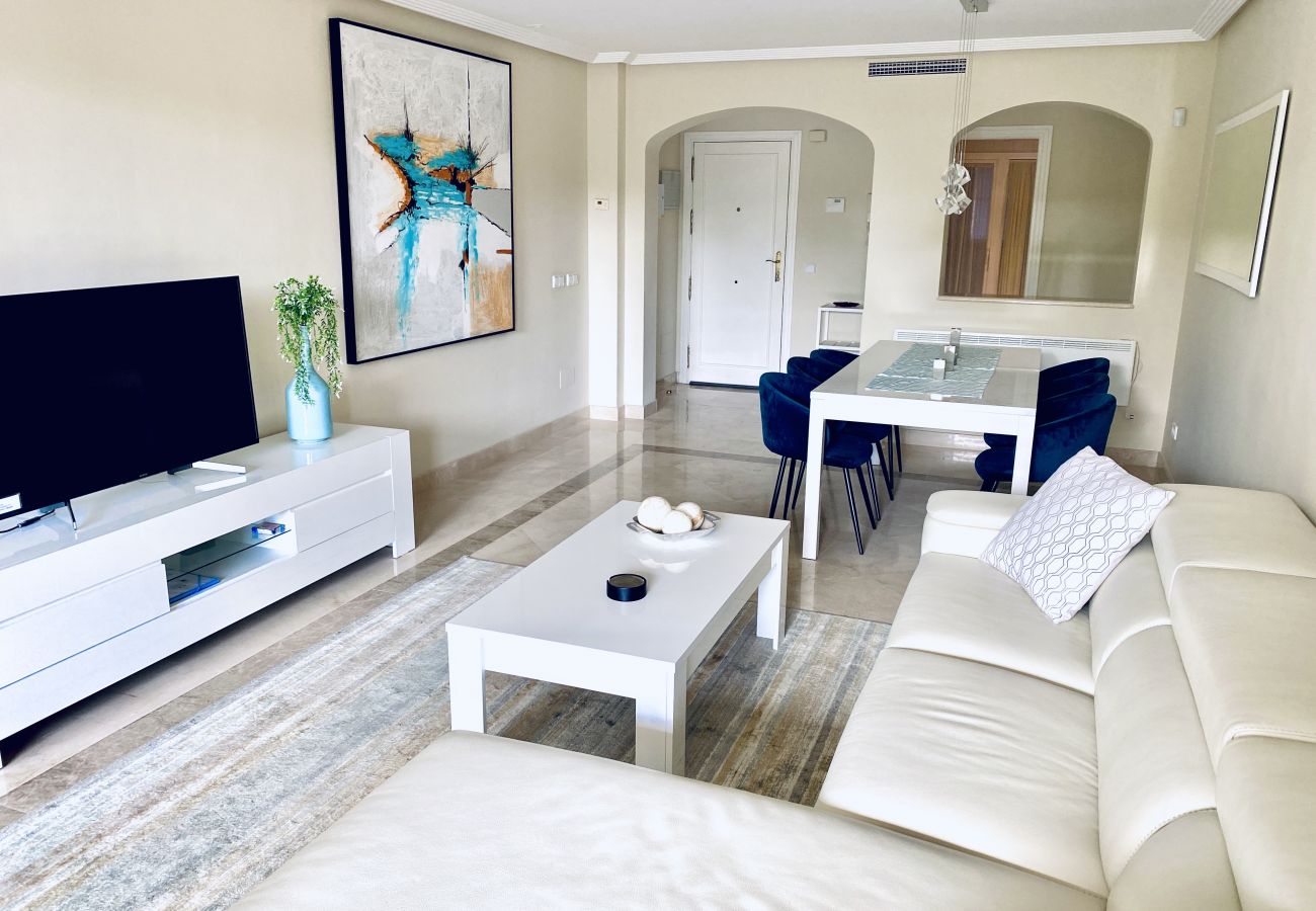 Apartment in Benahavís - 27 - Apt in las Jacarandas, Los Arqueros, Benahavis