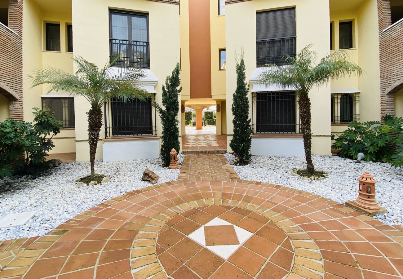 Apartment in Benahavís - 27 - Apt in las Jacarandas, Los Arqueros, Benahavis
