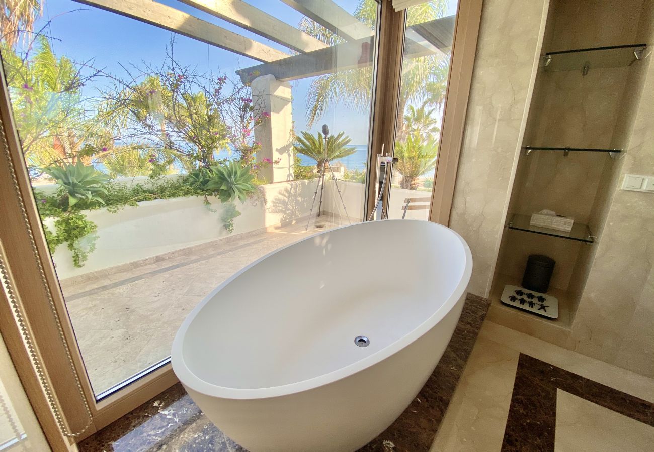 Townhouse in Estepona - 34 - Luxury house on the beach in Costalita