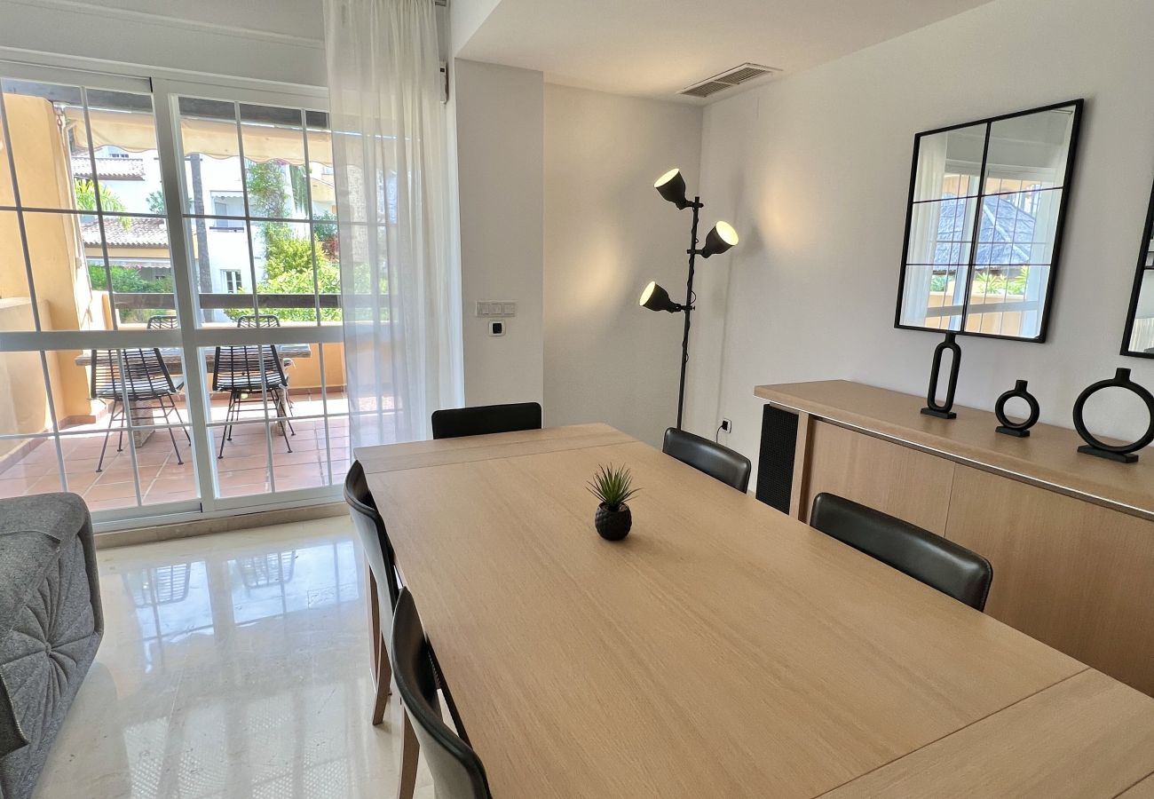 Apartment in Marbella - Ref 13 - Beachfront apartment in Bahia de Marbella