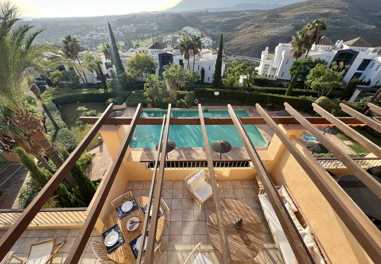 Apartment in Benahavís - 17-Large apartment in Benahavis with sea and valley views