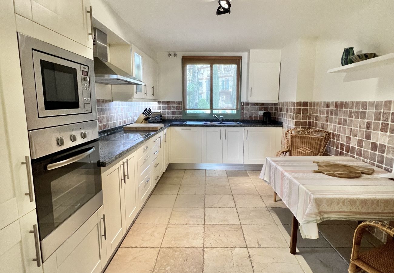 Apartment in Benahavís - 17-Large apartment in Benahavis with sea and valley views