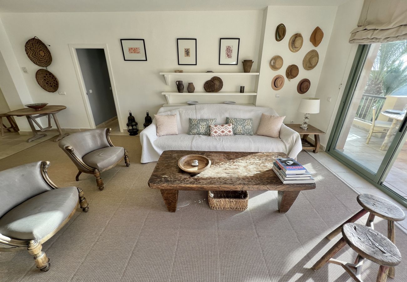 Apartment in Benahavís - 17-Large apartment in Benahavis with sea and valley views