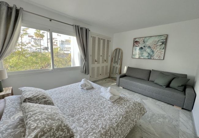 Terraced House in Estepona - 2 - Large townhouse close to the beach in Costalita Terraced House in Estepona - 2 - Large townhouse close to the beach in Costalita