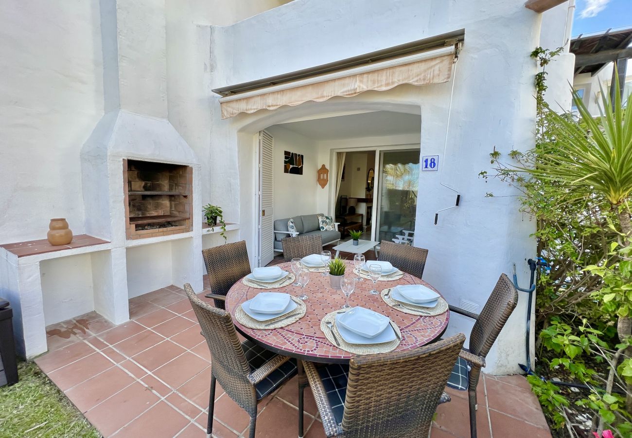 Townhouse in Estepona - 2 - Large townhouse close to the beach in Costalita