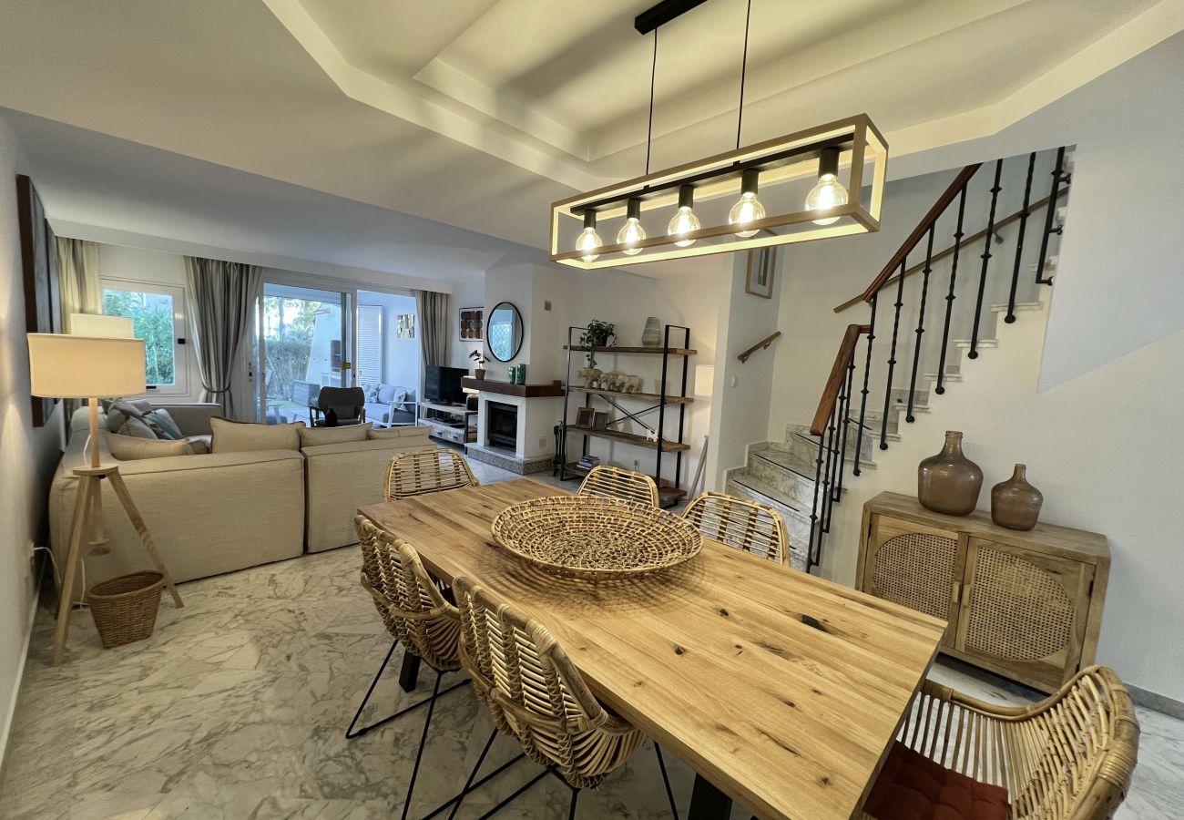 Townhouse in Estepona - 2 - Large townhouse close to the beach in Costalita