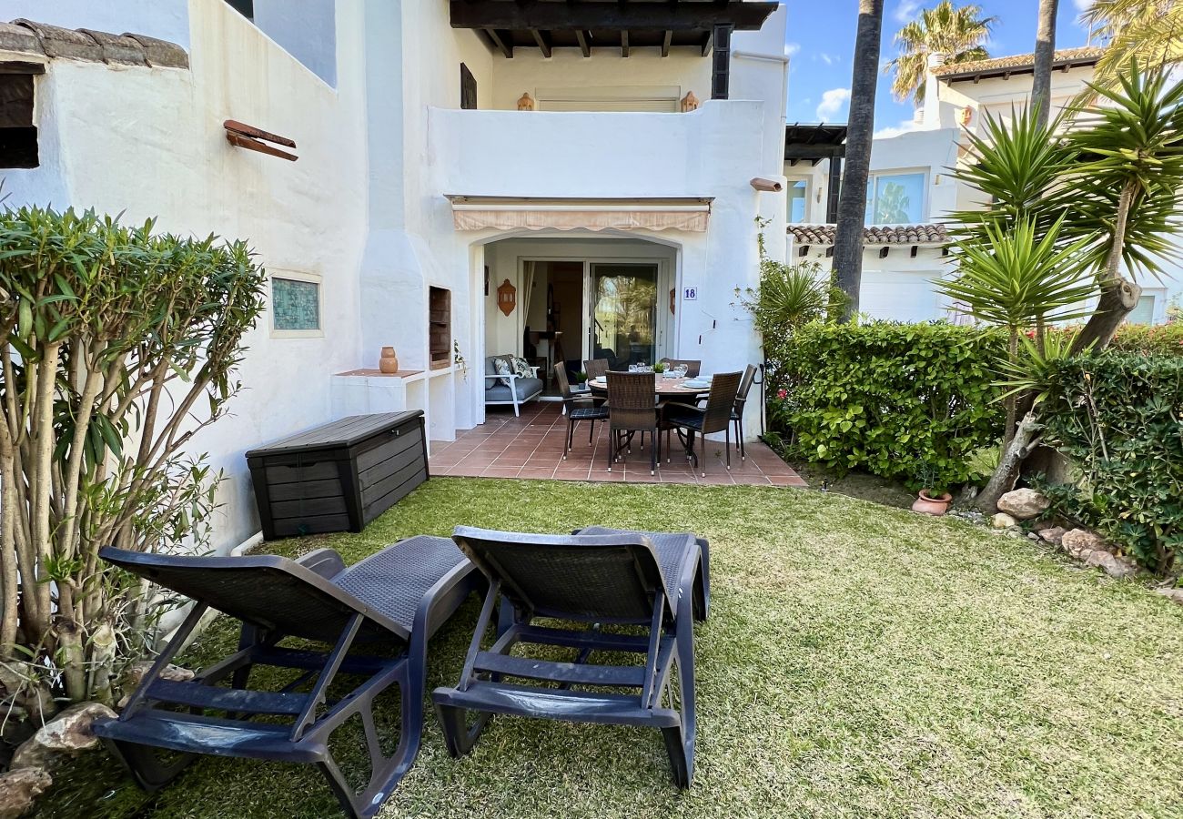 Townhouse in Estepona - 2 - Large townhouse close to the beach in Costalita