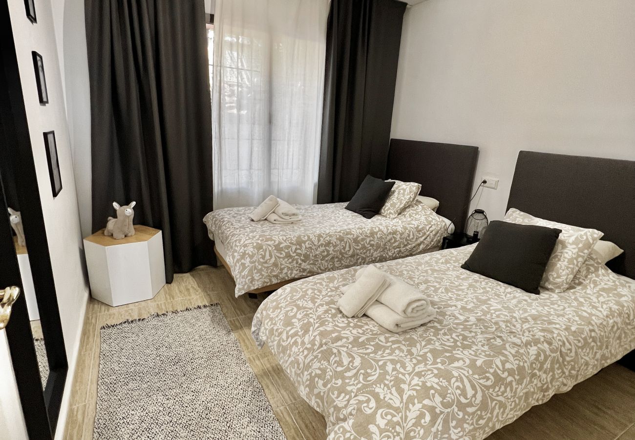 Apartment in Mijas Costa - 4 - Apartment in Riviera walking distance to everything