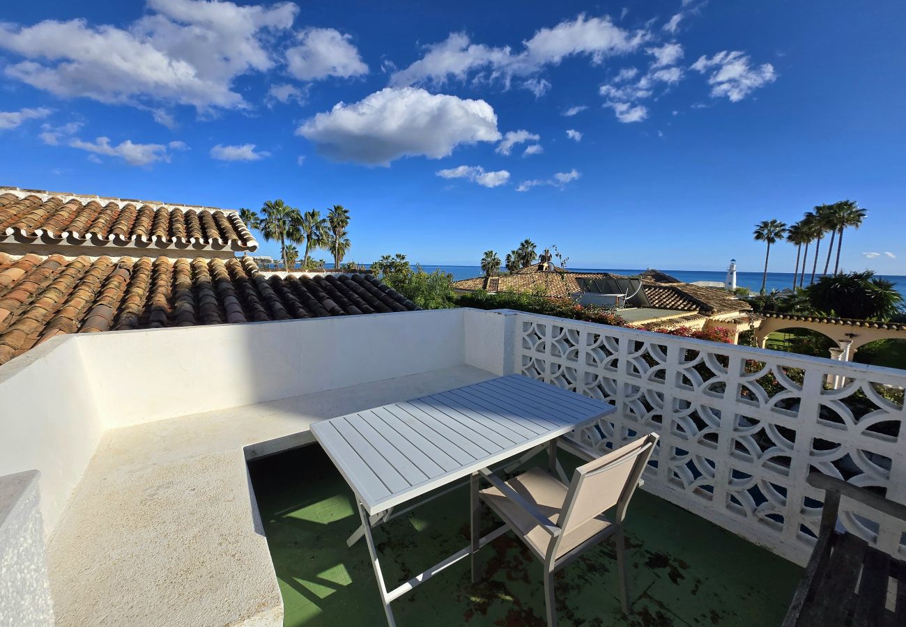 Villa in Estepona - 58 -Villa 9p , private swimming pool, close to the sea
