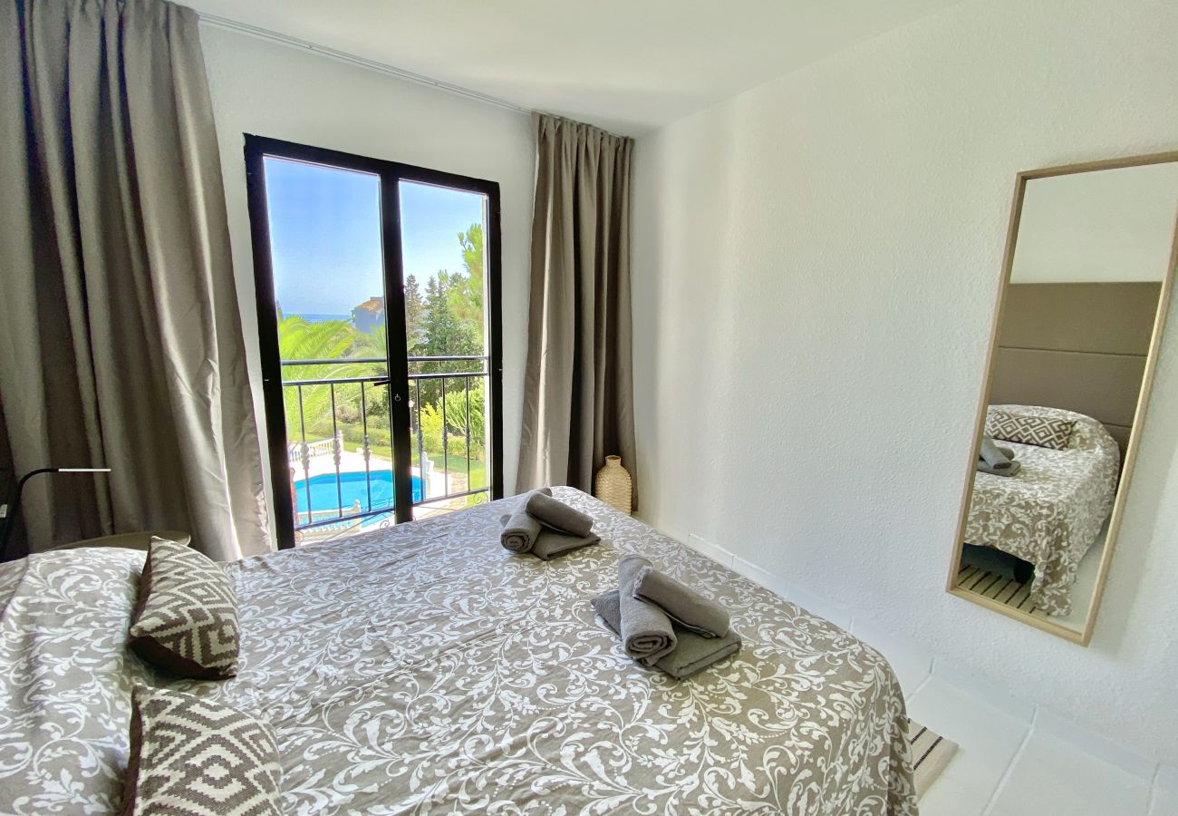 Apartamento en Mijas Costa - (REF 12) Apartment in Riviera 400m from the sea