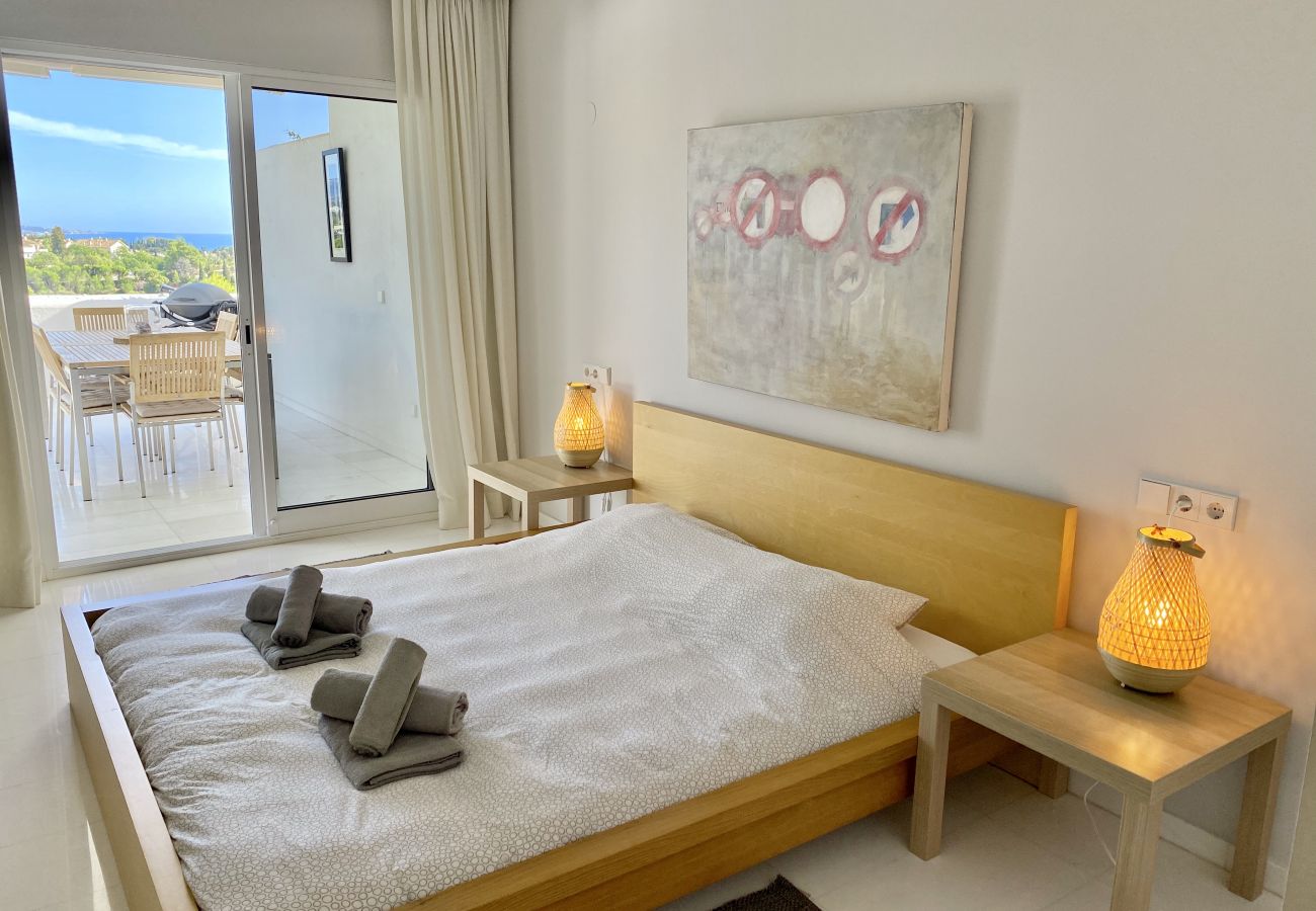Apartamento en Marbella - ( REF 26) Amplio piso en Marbella con vistas al mar