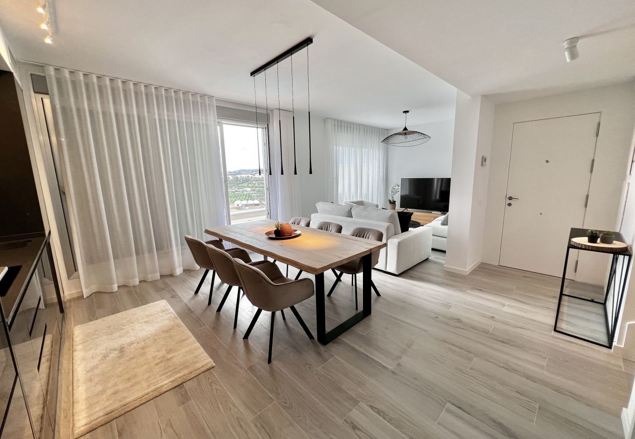 Apartamento en Estepona - (REF 42) Apartamento moderno en Cancelada