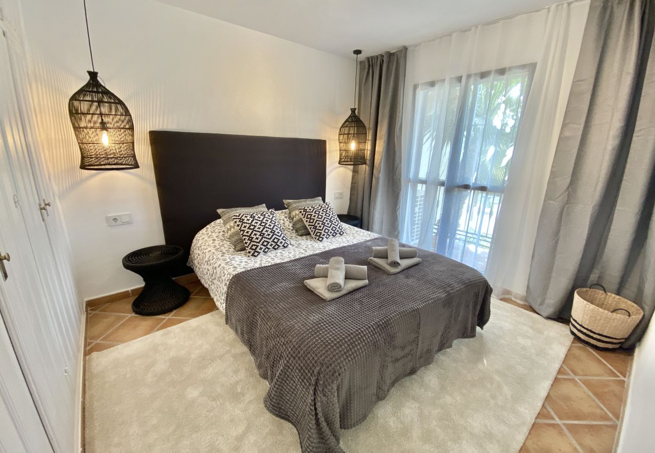 Apartamento en Mijas Costa - (REF 57) Apartamento cerca del mar en Riviera, Mijas