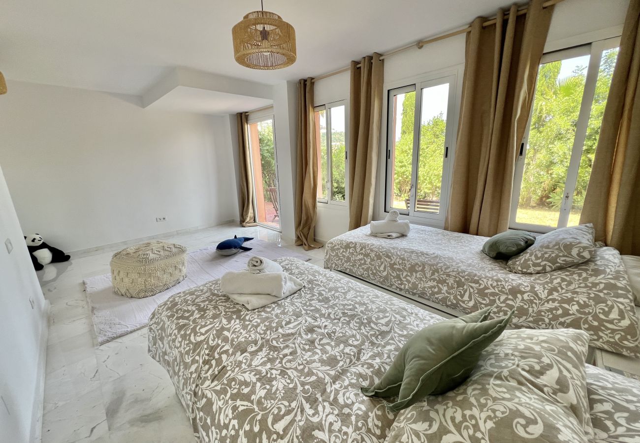 Apartamento en Ojen - 5 - Amplio piso en Ojen-Buganvillas