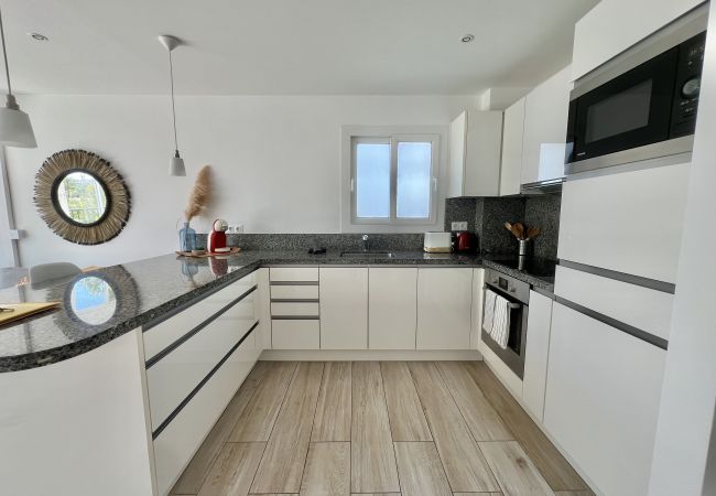 Appartement à Marbella - 31 - App en bord de plage à 800m de Puerto Banus Appartement à Marbella - 31 - App en bord de plage à 800m de Puerto Banus