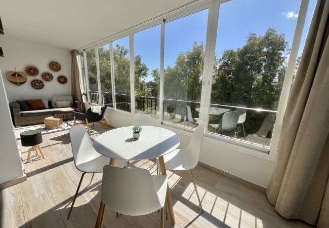 Appartement à Marbella - 31 - App en bord de plage à 800m de Puerto Banus Appartement à Marbella - 31 - App en bord de plage à 800m de Puerto Banus