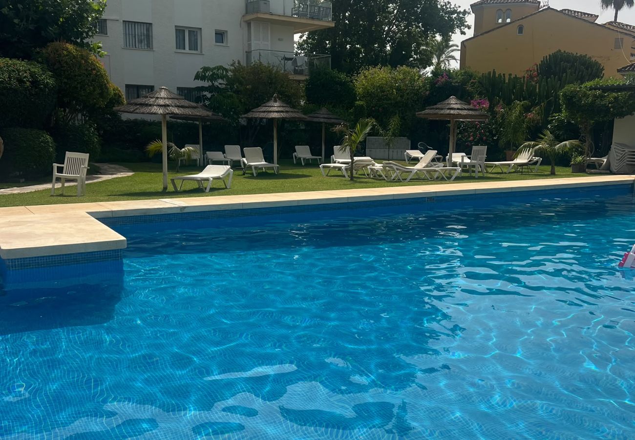 Appartement à Marbella - 31 - App en bord de plage à 800m de Puerto Banus