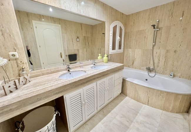 Appartement à Marbella - 32 - Appartement sur le golf de Santa Maria, Elviria  Appartement à Marbella - 32 - Appartement sur le golf de Santa Maria, Elviria