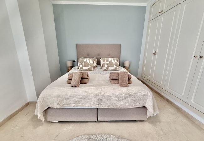 Appartement à Marbella - 50 - app. proche de la mer /Bahia de Marbella  Appartement à Marbella - 50 - app. proche de la mer /Bahia de Marbella