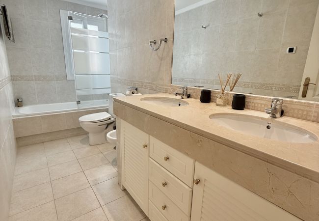 Appartement à Marbella - 50 - app. proche de la mer /Bahia de Marbella  Appartement à Marbella - 50 - app. proche de la mer /Bahia de Marbella